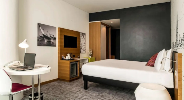 Двухместный номер Superior с видом на море ibis Styles Manama Diplomatic Area
