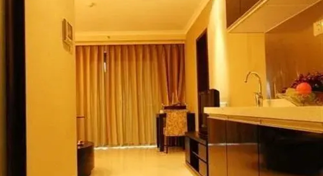 Cozy Hotel Guangzhou, Rezerwuj Hotel Hotele w Kanton z Basenem, Basen