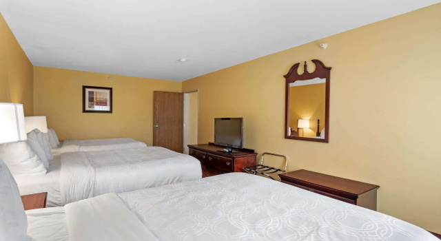 Шестиместный люкс Best Western Clearlake Plaza