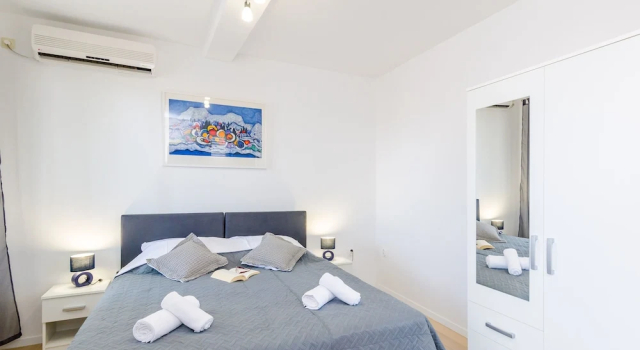 Студия Comfort Miracle Apartments