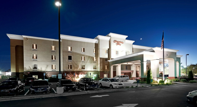 Hampton Inn Statesville, Забронировать Отель Стейтсвилл Северная Каролина