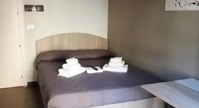 Двухместный номер Standard HH Hermoso Housing ALESSANDRIA