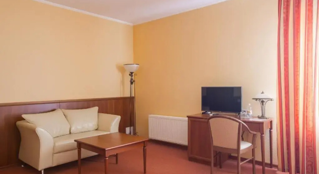 Полулюкс Park House
