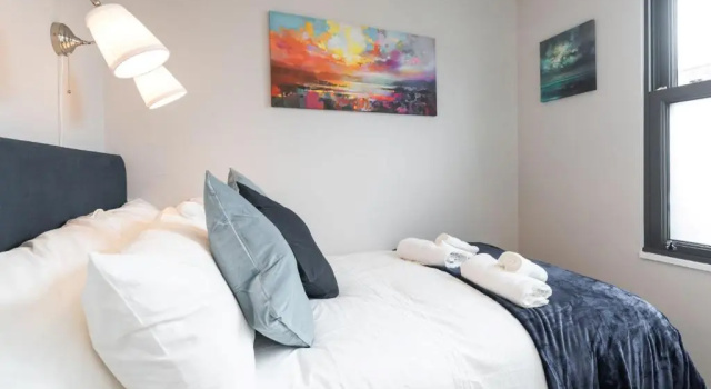 LOVELY 2bed HOME with patio & fast reliable WIFI