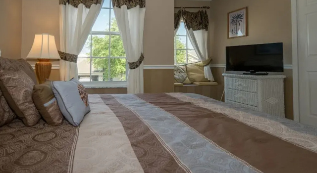 Fc121pp 5 Bedroom Villa in Four Corners