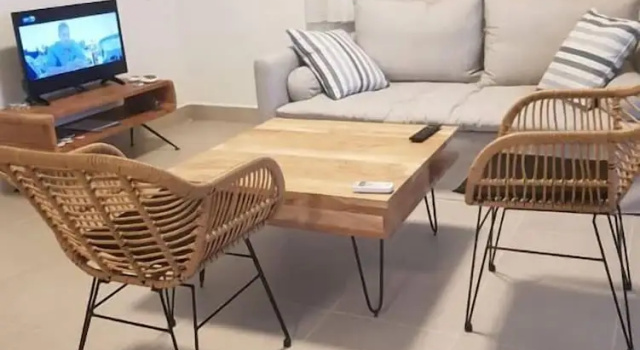 Апартаменты Цокольный этаж с 2 комнатами с балконом и с видом на море Moses Villa