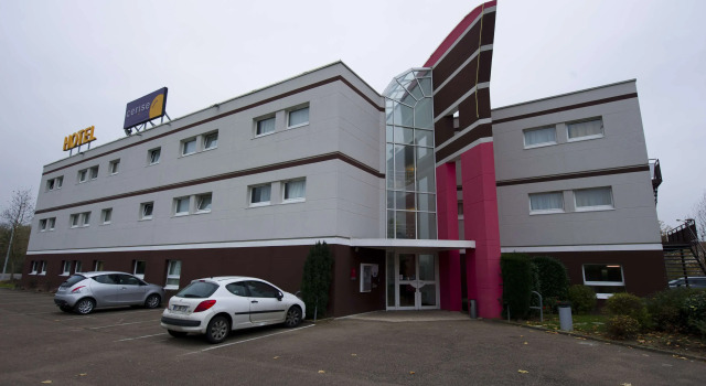 Hôtel Cerise Auxerre, Rezerwuj Hotel Moneteau Yonne