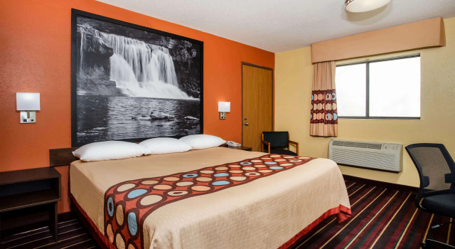 Super 8 by Wyndham Crawfordsville