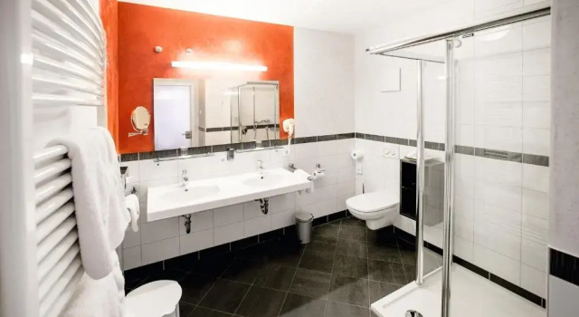 Полулюкс Hotel Weisses Lamm