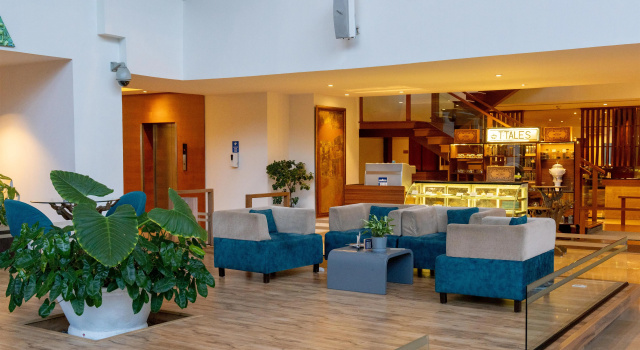 Radisson Blu Plaza Hotel Hyderabad Banjara Hills, Забронировать Отель Отели Hyderabad Region с парковкой, Парковка
