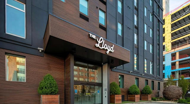 The Lloyd Stamford, Tapestry Collection by Hilton, Забронировать Отель Стэмфорд Delaware County