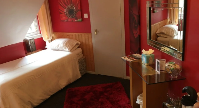 Трёхместный номер Standard The Folly Hotel