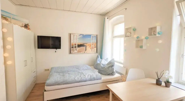 Апартаменты Gemütliche Wohnung für 2 mit Pool und Terrasse - H1