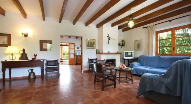 Villa - 4 Bedrooms with Pool and WiFi - 103147, Varaa Villa Pollensa hotellit, joissa on uima-allas, Uima-allas