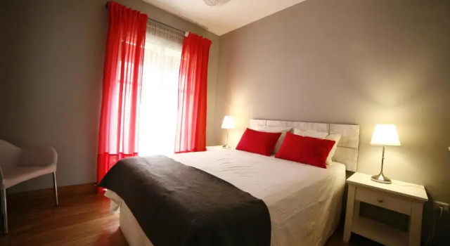 Апартаменты Victoria De Alba House