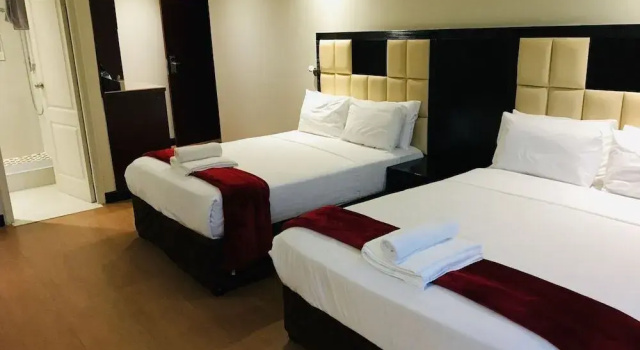 Al Hamra Hotel