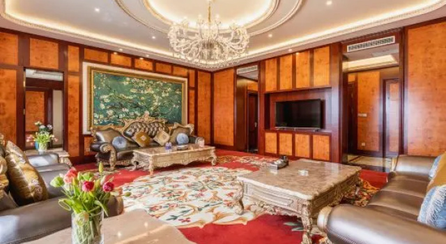 Люкс Presidential Wan Sheng International Hotel