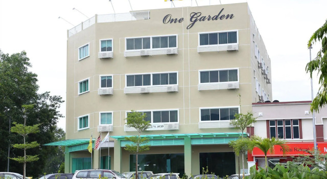 One Garden Hotel, Забронировать Отель Сенаванг Негри-Сембилан