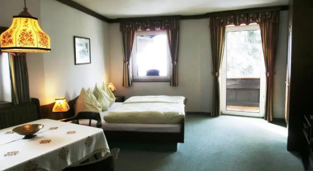 Семейный номер Standard с видом на горы Hotel garni Landhaus Bürtlmair