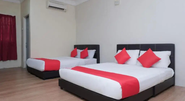 Hotel O Kay Inn Kerteh, Забронировать Отель Отели Кертех с парковкой, Парковка