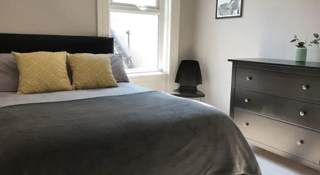 Holiday Let Belfast, Забронировать Апартаменты/квартира Отели Графства Антрим с парковкой, Парковка