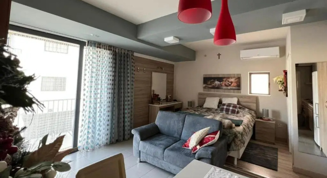 Апартаменты Marsalforn Sea View Beachfront Studio Apartment