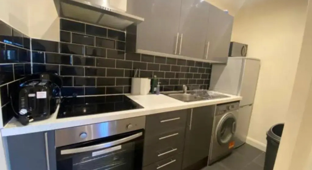 Апартаменты Roundhay Apartments