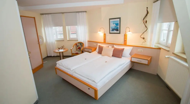 Двухместный номер Comfort Hotel Garni am Markt - Businesshotel - Frühstücksbuffet - Fahrradabstellplatz - Hunde willkommen