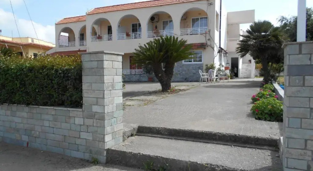 Dimitris studios & apartments, Забронировать Апартаменты/квартира Фалираки остров Родос