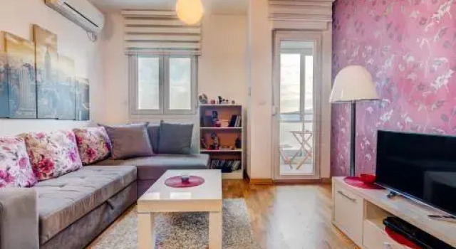 Eureka Apartment