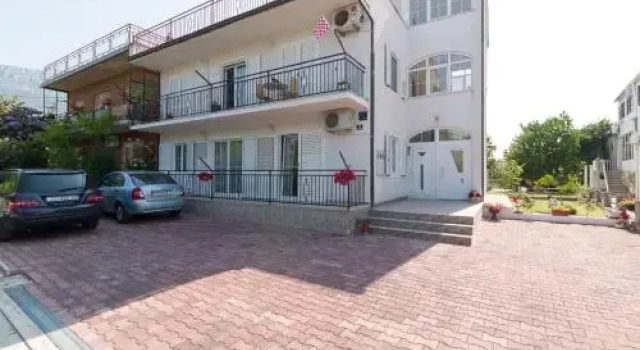 Apartment Marko, 予約 アパートメント Kastel Kambelovac Kastela