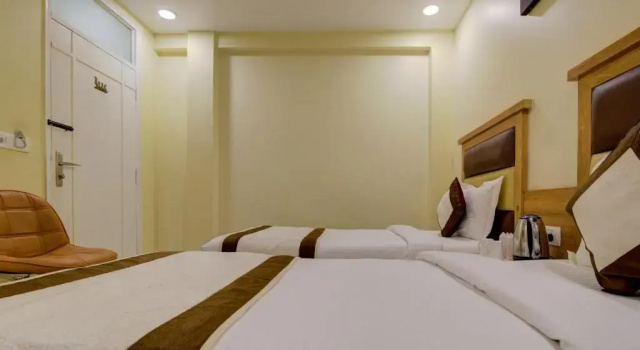 Двухместный номер Deluxe AB HOTEL - Hotel Amar ITL - STREET NO 7 - CHUNA MANDI, PAHAR GANJ