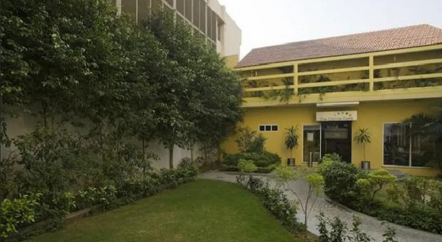 Lemon Tree Hotel, Udyog Vihar, Gurugram, Забронировать Отель Отели Гургаон 4 звезды, рядом с Торговый центр Ambience, 4*
