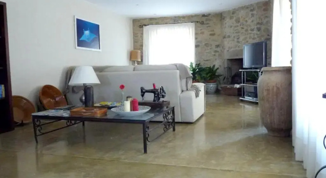 Villa with 4 bedrooms in Torroella de Montgri with wonderful mountain view private pool enclosed garden 700 m from the beach, Забронировать Вилла Торроэлья-де-Монгри Baix Empordà