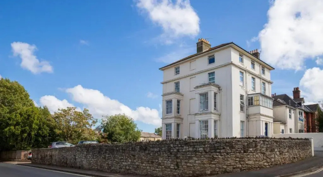 Апартаменты Bright Executive Apartment with Views of Solent