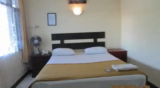 Adi Sederhana Hotel, Забронировать Отель Сингараджа провинция Западная Ява