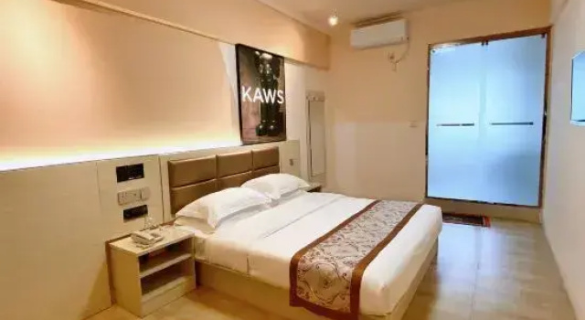 WRB Hotel
