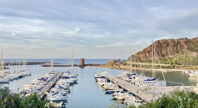 New Apartment Nomina Castelsardo, Забронировать Апартаменты/квартира Отели Кастельсардо с парковкой, Парковка