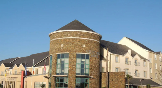 Celtic Ross Hotel & Leisure Centre, Забронировать Отель Росс-Карбери Графство Корк