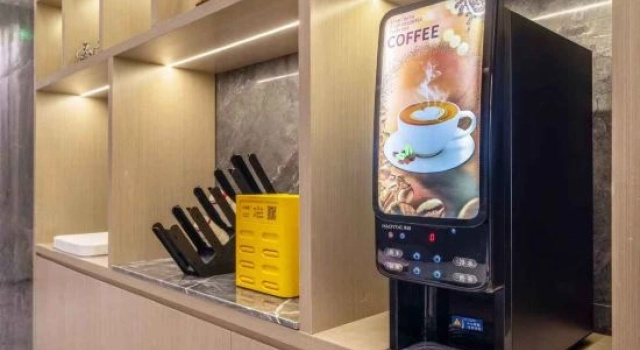 Lefe Bank Hotel, Забронировать Отель Отели Цзиньхуа 3 звезды, 3*