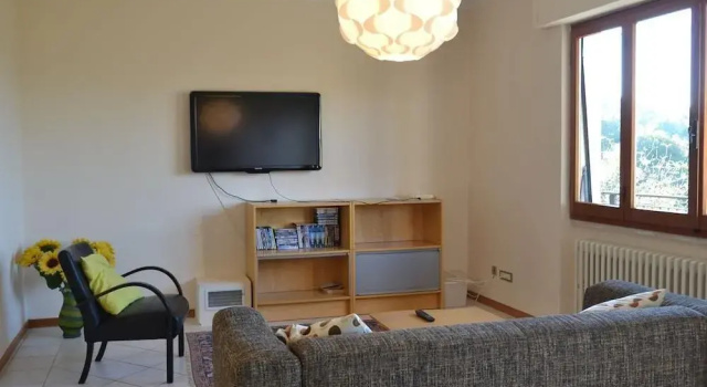 Modern Poolside Home in Pescia, Забронировать Дом для отпуска Пеша Тоскана