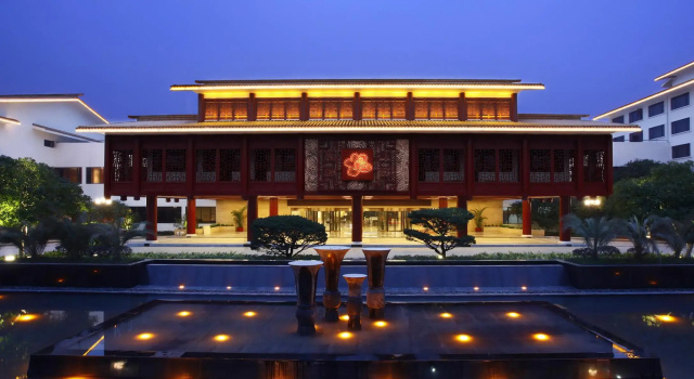 Guilin Grand Link Hotel, Забронировать Отель Отели Гуйлинь с бассейном, Бассейн
