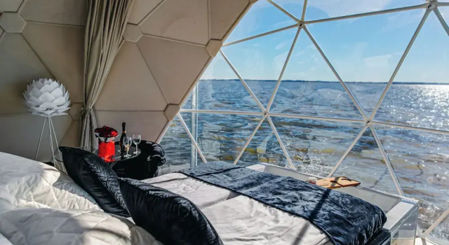 Номер Deluxe HT Houseboats