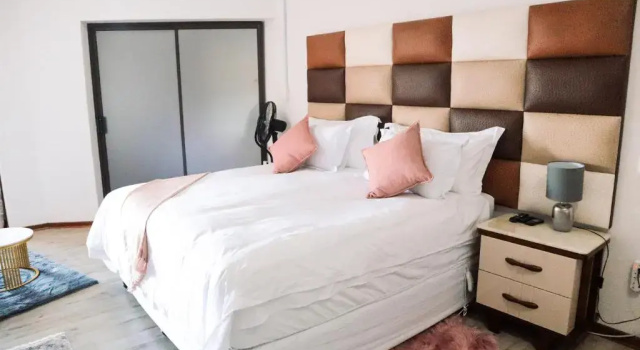 Двухместный номер Standard Pumelela Guest House