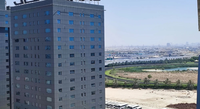 SuperHost - Elite Studio With Balcony Overlooking the Canal
