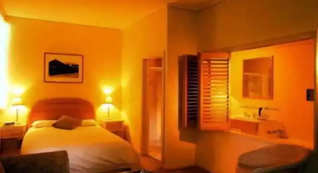Quality Hotel Tiffins On The Park, Забронировать Отель Парксайд Аделаида