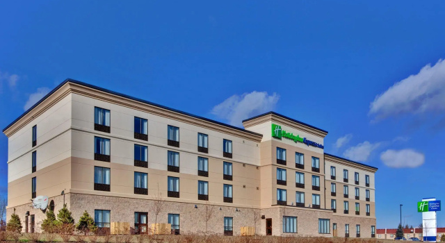 Holiday Inn Express Hotel & Suites Brockville by IHG