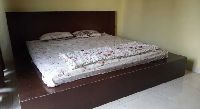 Guest House 647, Đặt Nhà khách Khách sạn tại Jakarta có Bãi đậu xe, Bãi đậu xe