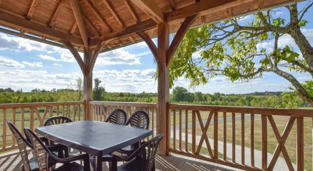 Holiday Home for 6 People With Private Pool, Buchen Sie Hotel Saint-Médard-d'Excideuil 