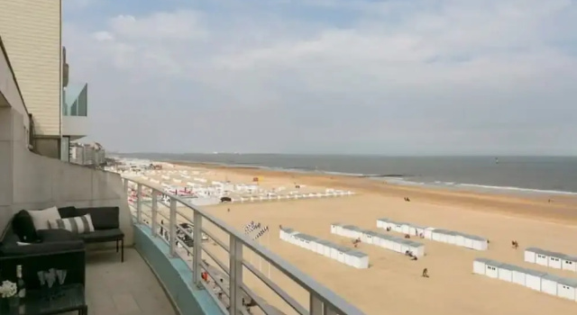 Апартаменты Panoramic Seaview Apartment in t Zoute